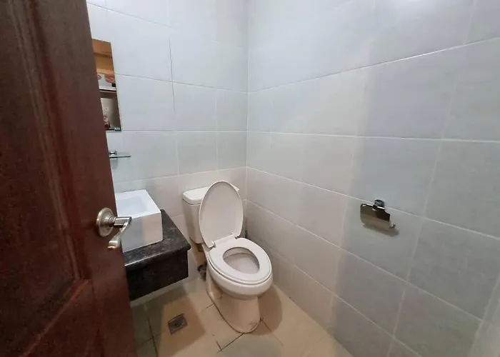 Cozy 5 Min Walk From Ayala, Business Park