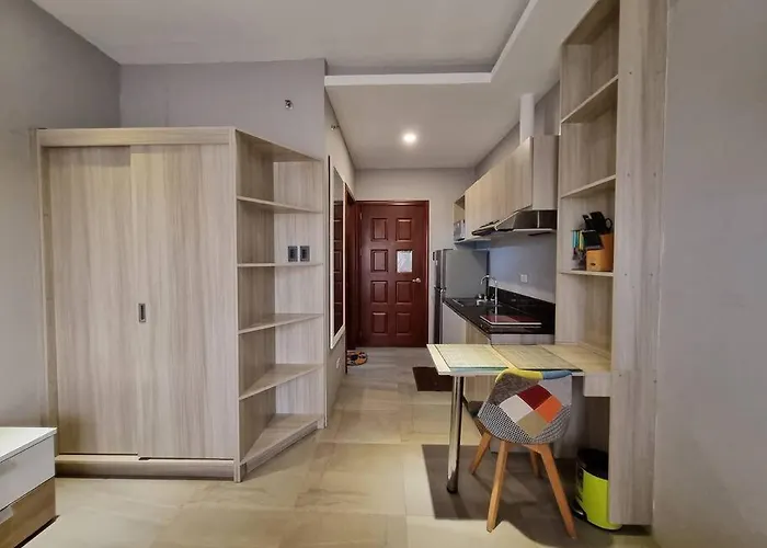 Cozy 5 Min Walk From Ayala, Business Park